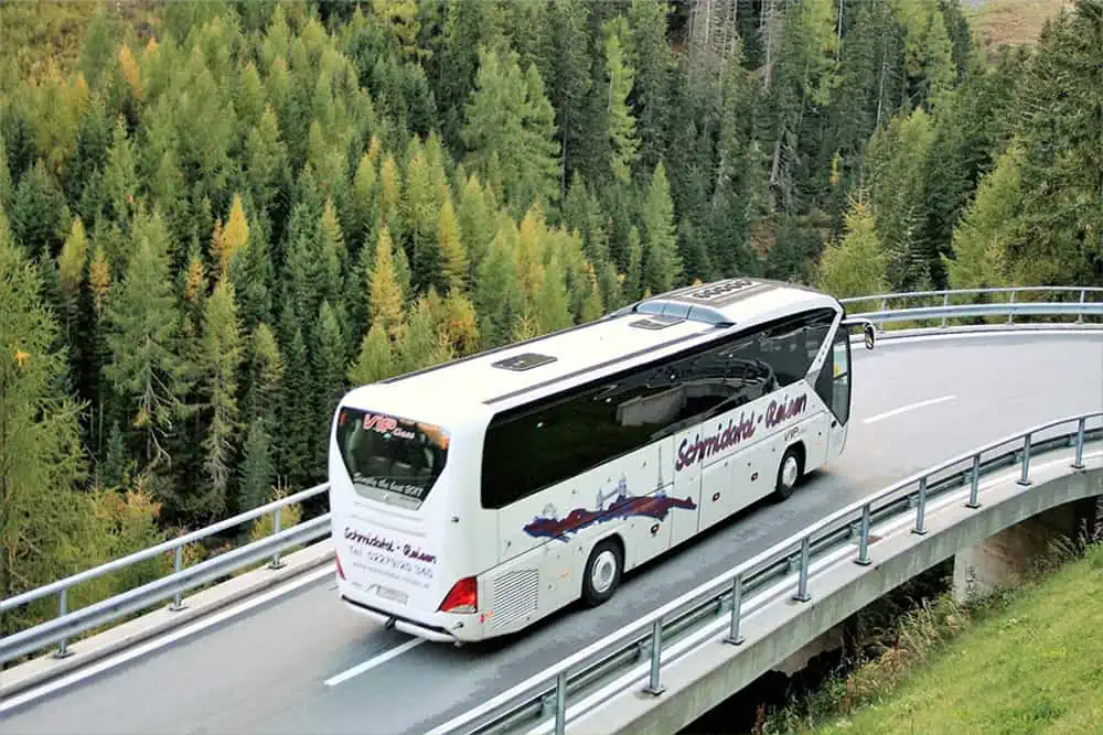 buss_!